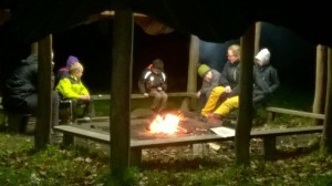 Tumlingene har bål-mærke